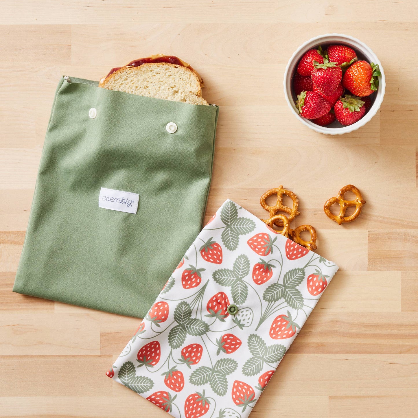 Snack + Sammy Pouches: Forget-Me-Not