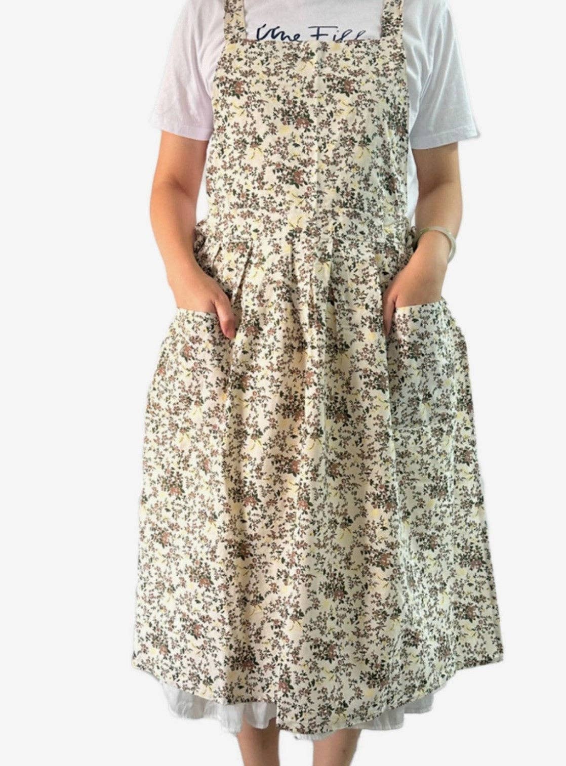 Cotton Flower Apron: Coffee