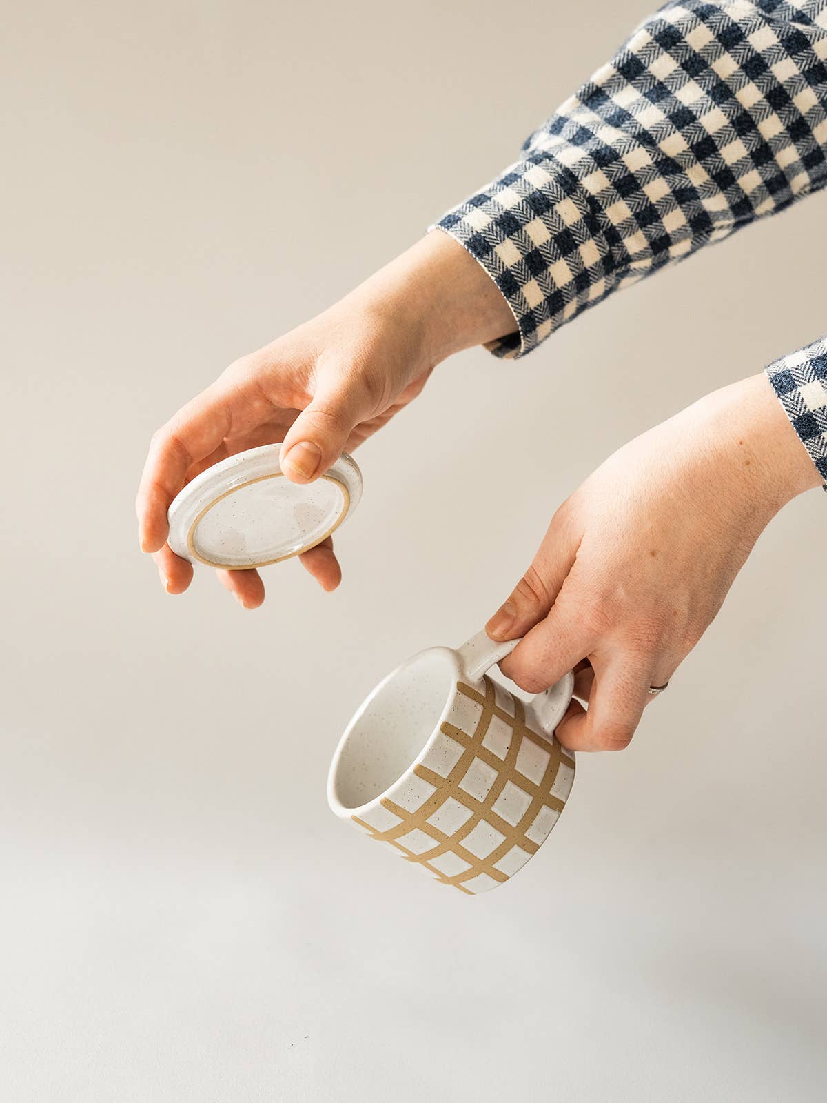 Speckle Grid Mug with Lid (2 mugs + 2 lids)